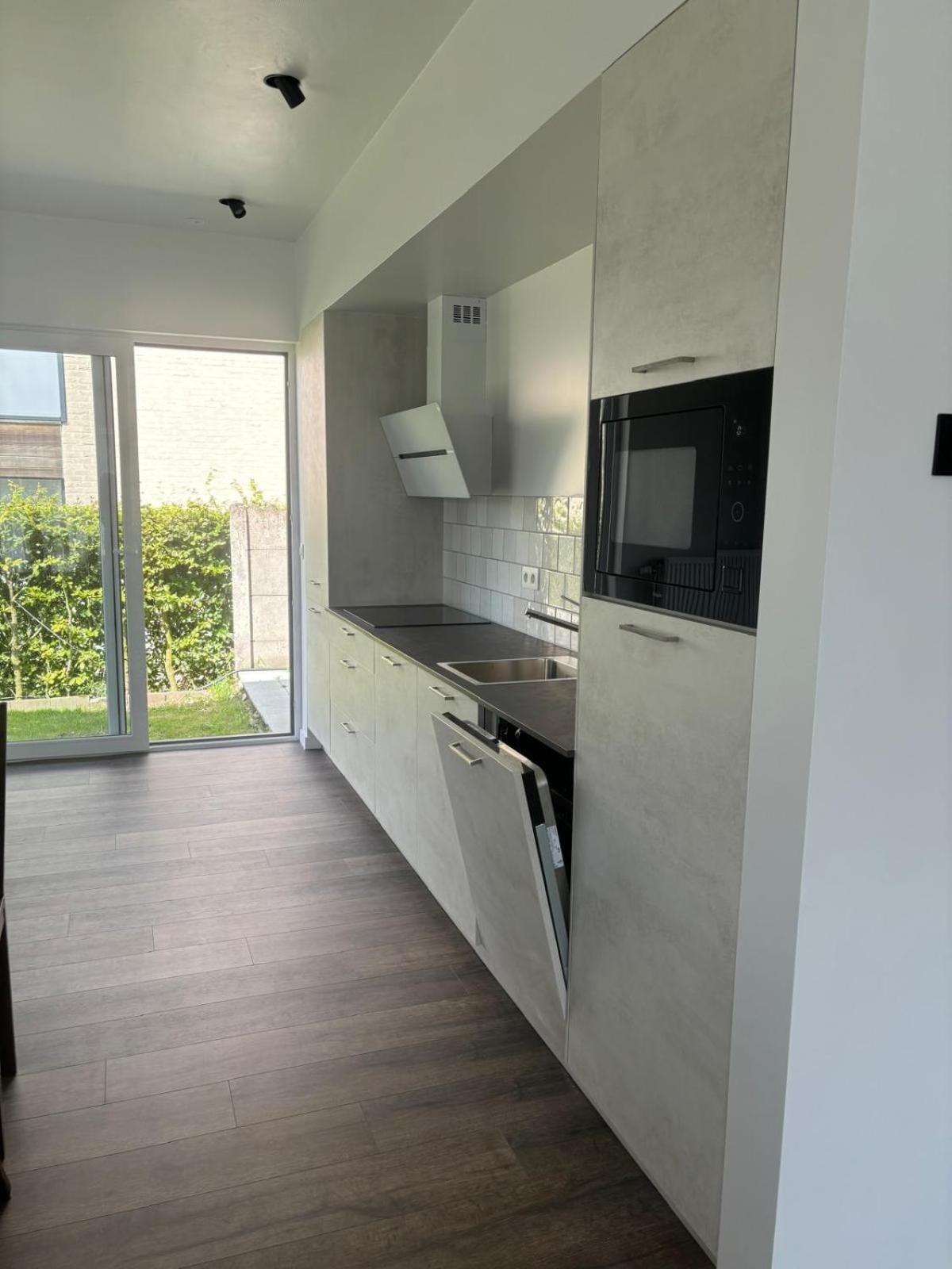 B&B Casa Roman & Vakantiewoning Voor 1 Pers Tot Max 32 Personen 존호벤 외부 사진