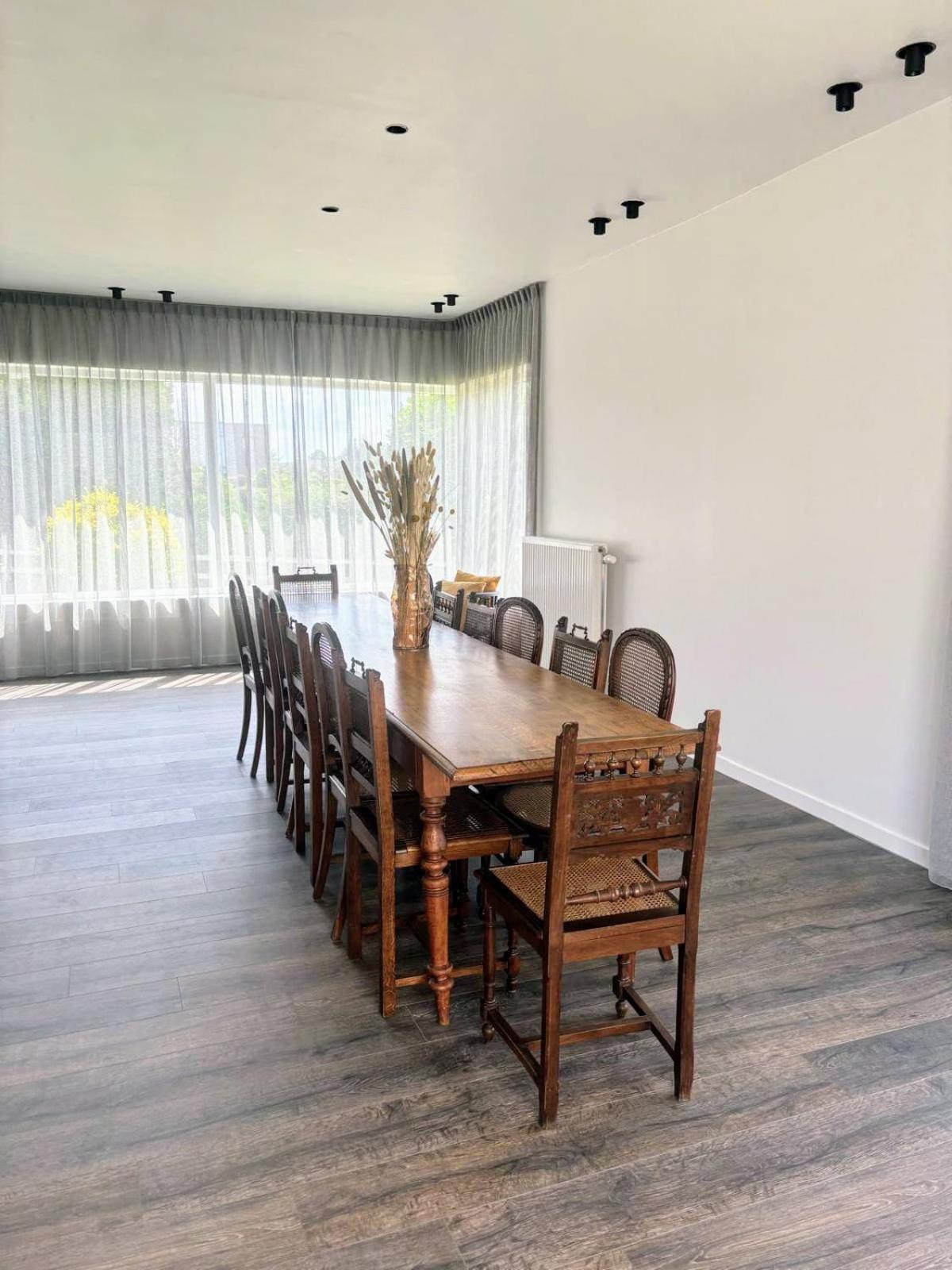 B&B Casa Roman & Vakantiewoning Voor 1 Pers Tot Max 32 Personen 존호벤 외부 사진