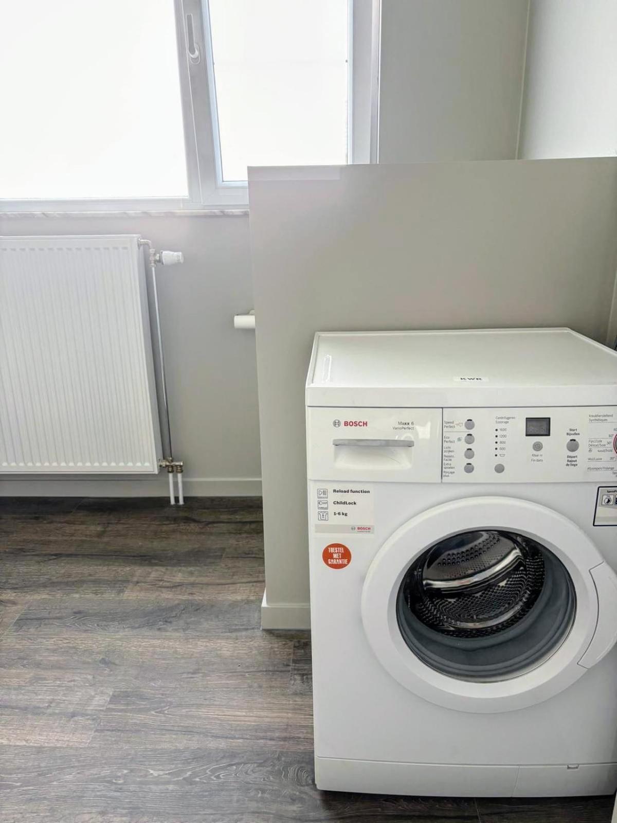 B&B Casa Roman & Vakantiewoning Voor 1 Pers Tot Max 32 Personen 존호벤 외부 사진