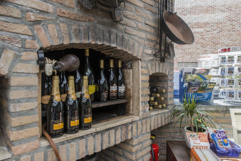 B&B Casa Roman & Vakantiewoning Voor 1 Pers Tot Max 32 Personen 존호벤 외부 사진